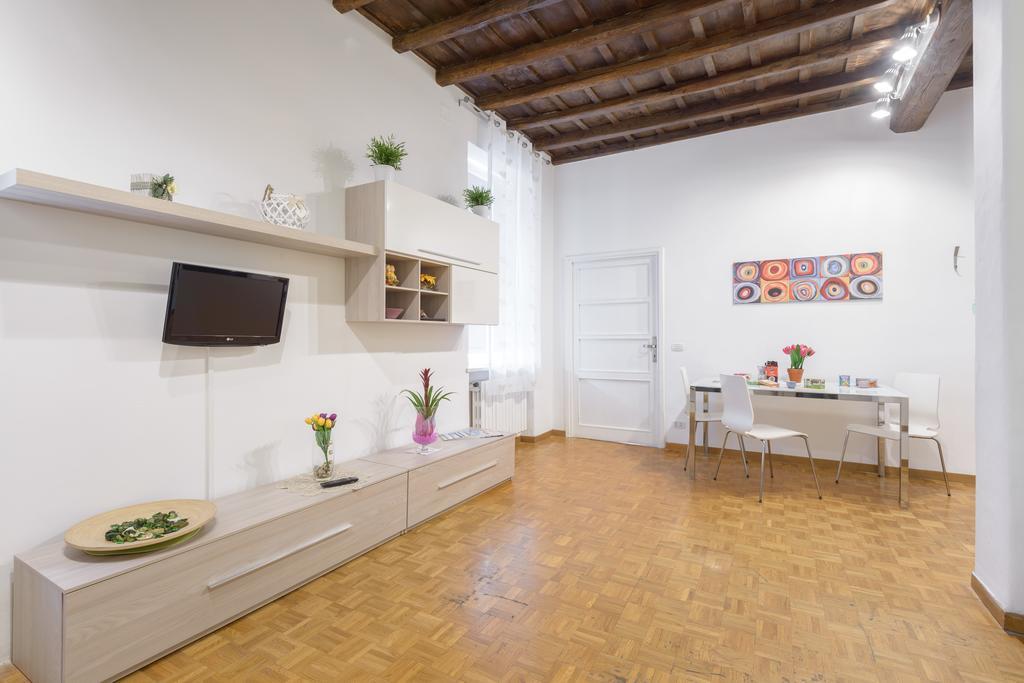 ローマCasa Tua A Montiアパートメント 部屋 写真